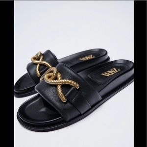 Zara Buckle Sandal - 7.5
